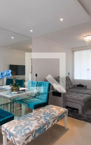 Casa à venda com 110m², 3 quartos e 2 vagas Casa à venda com 110m², 3 quartos e 2 vagasSala