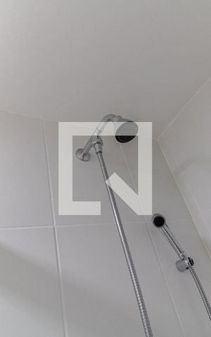 Apartamento à venda com 69m², 2 quartos e 1 vaga Apartamento à venda com 69m², 2 quartos e 1 vagaBanheiro Social