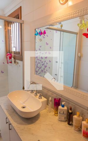 Apartamento à venda com 200m², 3 quartos e 2 vagasBanheiro 1