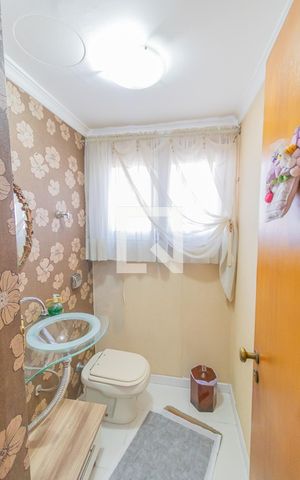 Apartamento à venda com 200m², 3 quartos e 2 vagasLavabo