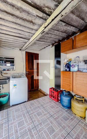 Casa à venda com 180m², 4 quartos e 2 vagasÁrea externa