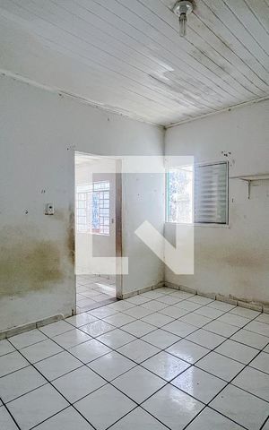 Casa à venda com 180m², 4 quartos e 2 vagasQuarto (Casa 3)