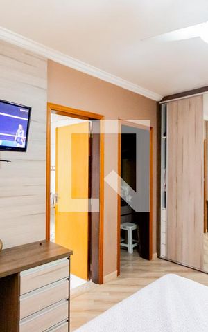 Casa à venda com 120m², 3 quartos e 2 vagas Casa à venda com 120m², 3 quartos e 2 vagasSuíte 1