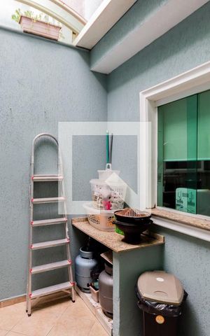 Casa à venda com 120m², 3 quartos e 2 vagas Casa à venda com 120m², 3 quartos e 2 vagasQuintal