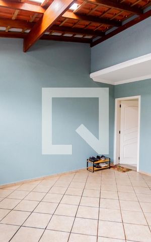 Casa à venda com 120m², 3 quartos e 2 vagas Casa à venda com 120m², 3 quartos e 2 vagasGaragem