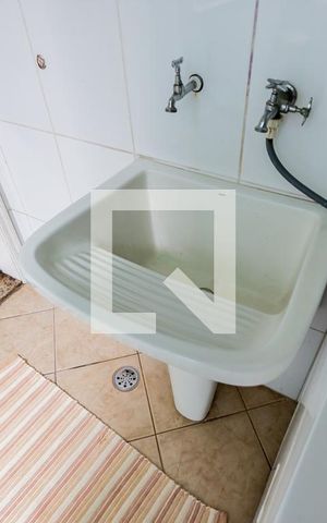 Casa à venda com 120m², 3 quartos e 2 vagas Casa à venda com 120m², 3 quartos e 2 vagasTanque