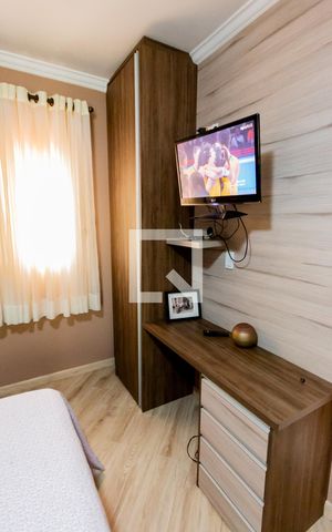 Casa à venda com 120m², 3 quartos e 2 vagas Casa à venda com 120m², 3 quartos e 2 vagasArmário