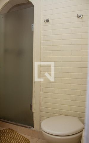 Casa de condomínio para alugar com 83m², 2 quartos e 1 vagaBanheiro Social