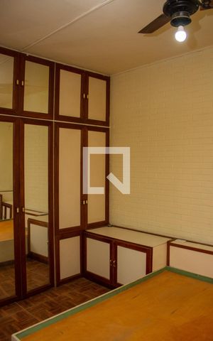 Casa de condomínio para alugar com 83m², 2 quartos e 1 vagaSuíte