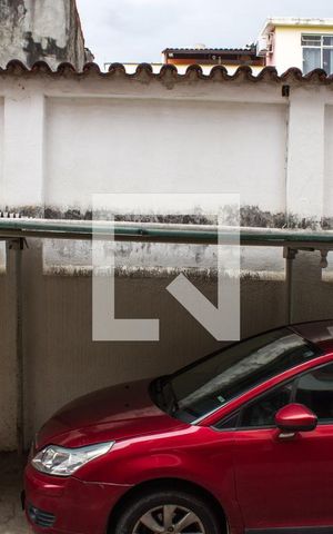 Casa de condomínio para alugar com 83m², 2 quartos e 1 vagaSala - Janela
