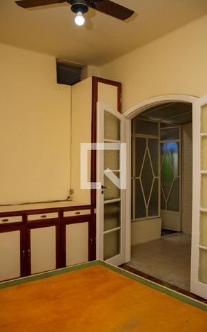 Casa de condomínio para alugar com 83m², 2 quartos e 1 vagaSuíte