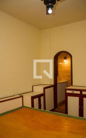 Casa de condomínio para alugar com 83m², 2 quartos e 1 vagaSuíte