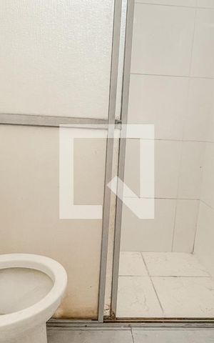 Apartamento para alugar com 76m², 3 quartos e sem vaga Apartamento para alugar com 76m², 3 quartos e sem vagaBanheiro
