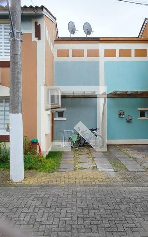 Casa de condomínio à venda com 86m², 3 quartos e 1 vagaSala - Vista