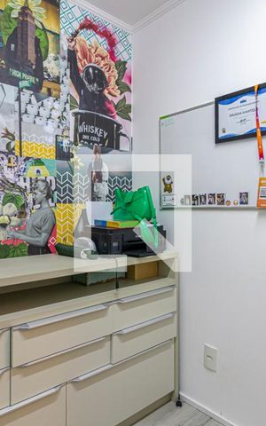 Apartamento à venda com 200m², 5 quartos e 4 vagas Apartamento à venda com 200m², 5 quartos e 4 vagasQuarto 3 / Escritório