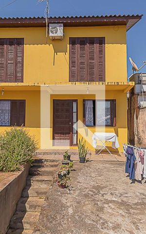 Casa à venda com 180m², 3 quartos e 1 vagaFachada