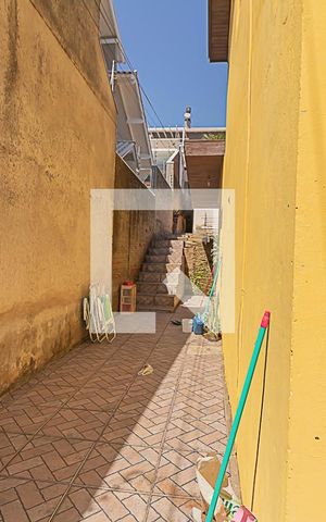 Casa à venda com 180m², 3 quartos e 1 vagaCorredor