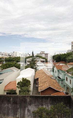 Casa à venda com 400m², 3 quartos e 4 vagasVista