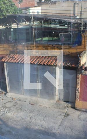 Casa à venda com 216m², 3 quartos e 1 vagaCozinha e Área de Serviço