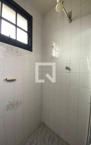 Casa à venda com 260m², 4 quartos e 3 vagasBanheiro do Quarto 2