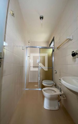 Casa à venda com 260m², 4 quartos e 3 vagasBanheiro
