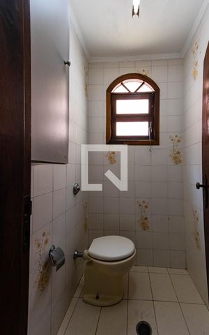 Casa à venda com 200m², 3 quartos e 4 vagas