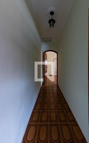 Casa à venda com 200m², 3 quartos e 4 vagas