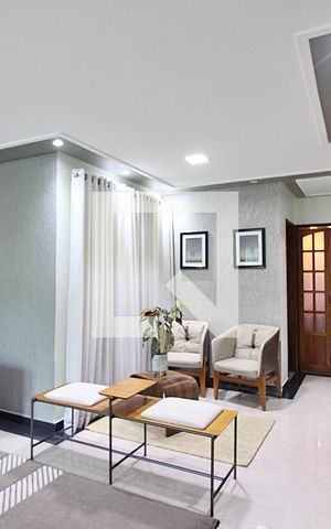 Casa à venda com 212m², 3 quartos e 4 vagasSala