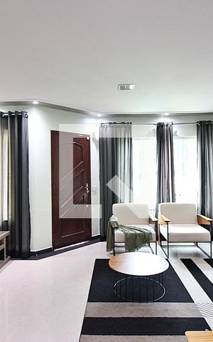 Casa à venda com 212m², 3 quartos e 4 vagasSala