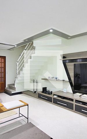 Casa à venda com 212m², 3 quartos e 4 vagasSala