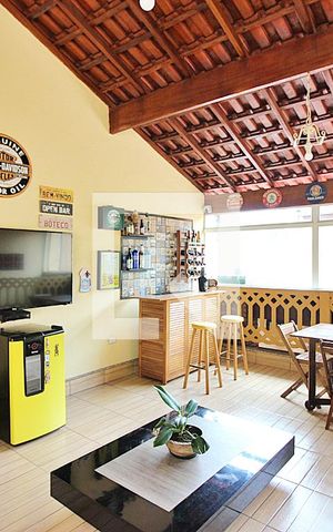 Casa à venda com 212m², 3 quartos e 4 vagasEspaço Gourmet