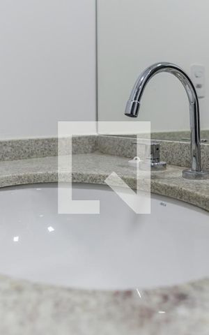 Apartamento à venda com 28m², 1 quarto e sem vagaBanheiro
