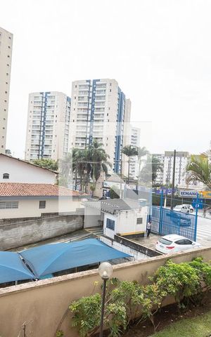Apartamento para alugar com 120m², 3 quartos e 2 vagas Apartamento para alugar com 120m², 3 quartos e 2 vagasVista da varanda da sala
