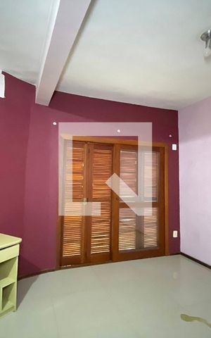 Casa à venda com 80m², 2 quartos e 1 vagaSala