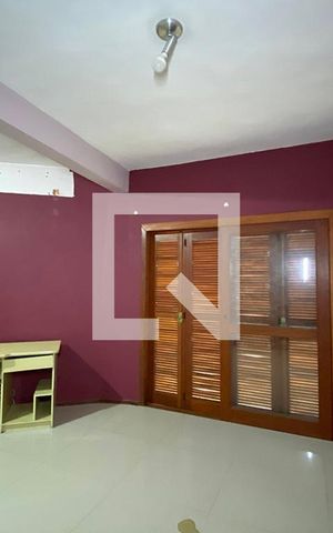 Casa à venda com 80m², 2 quartos e 1 vagaSala