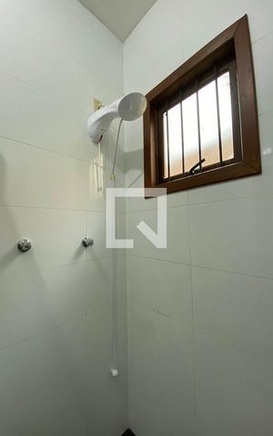Casa à venda com 80m², 2 quartos e 1 vagaBanheiro