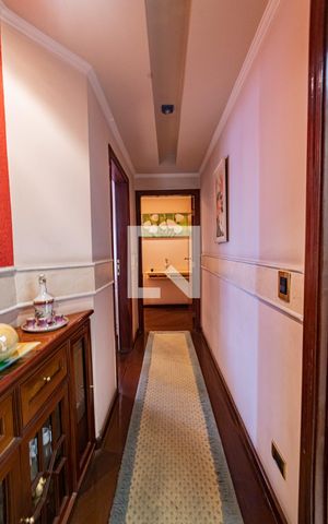 Apartamento à venda com 167m², 4 quartos e 3 vagasCorredor