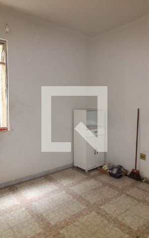 Apartamento à venda com 92m², 2 quartos e sem vaga Apartamento à venda com 92m², 2 quartos e sem vagaSala