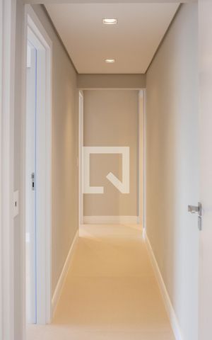 Apartamento à venda com 150m², 3 quartos e 2 vagas Apartamento à venda com 150m², 3 quartos e 2 vagasCorredor