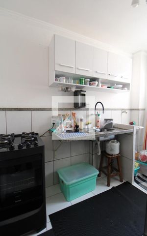 Apartamento para alugar com 43m², 2 quartos e 1 vagaCozinha e Área de Serviço