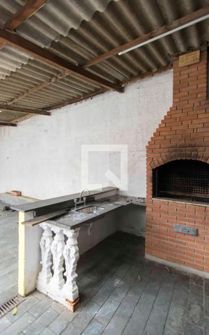 Casa à venda com 400m², 4 quartos e 4 vagasQuintal - Churrasqueira