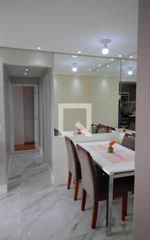 Apartamento à venda com 56m², 2 quartos e 1 vaga Apartamento à venda com 56m², 2 quartos e 1 vagaSala de Jantar