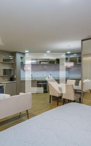 Studio à venda com 78m², 1 quarto e 1 vaga Studio à venda com 78m², 1 quarto e 1 vagaKitnet