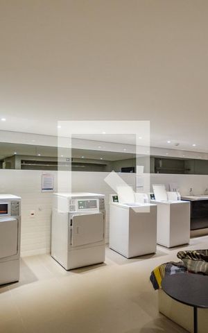 Studio à venda com 78m², 1 quarto e 1 vaga Studio à venda com 78m², 1 quarto e 1 vagaÁrea comum