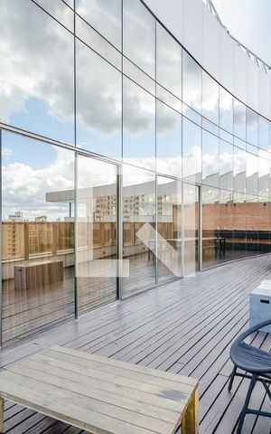 Studio à venda com 78m², 1 quarto e 1 vaga Studio à venda com 78m², 1 quarto e 1 vagaÁrea comum