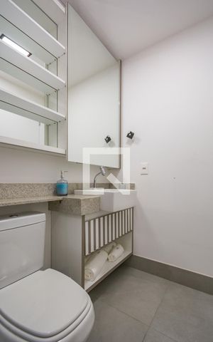 Studio à venda com 78m², 1 quarto e 1 vaga Studio à venda com 78m², 1 quarto e 1 vagaBanheiro