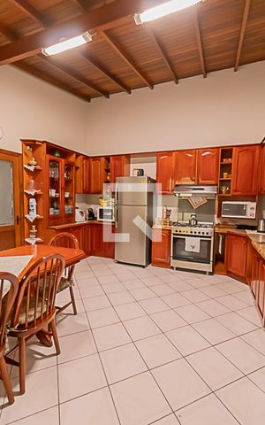 Casa à venda com 170m², 3 quartos e 3 vagasCozinha