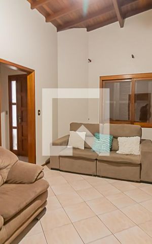 Casa à venda com 170m², 3 quartos e 3 vagasSala