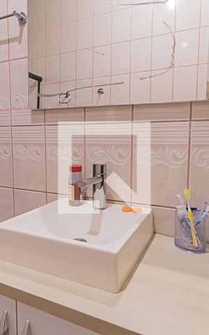 Casa à venda com 170m², 3 quartos e 3 vagasBanheiro