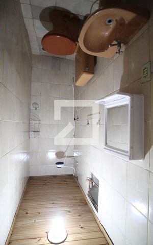 Casa para alugar com 30m², 1 quarto e sem vagaBanheiro